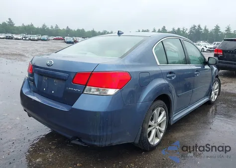 2014 Subaru Legacy 2.5I Limited из США, поврежденный, VIN 4S3BMBL67E3021085